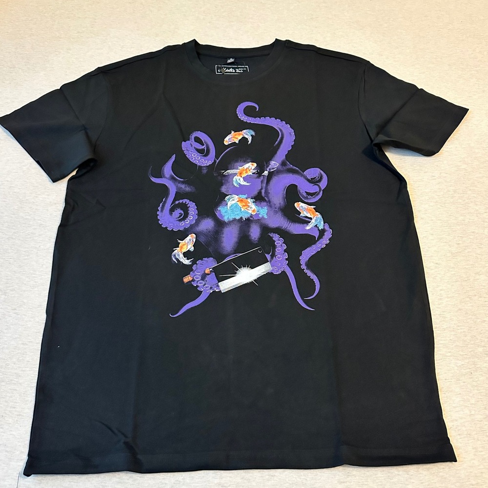 Mister Tee Mens Black Octopus Koi Fish Graphic T-Shirt Size M Short Sleeve